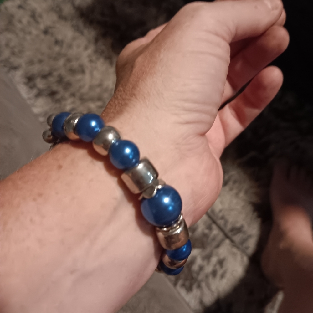 Paparazzi Blue and Silver Elegant Beaded Bracelet - Picture 3 of 4
